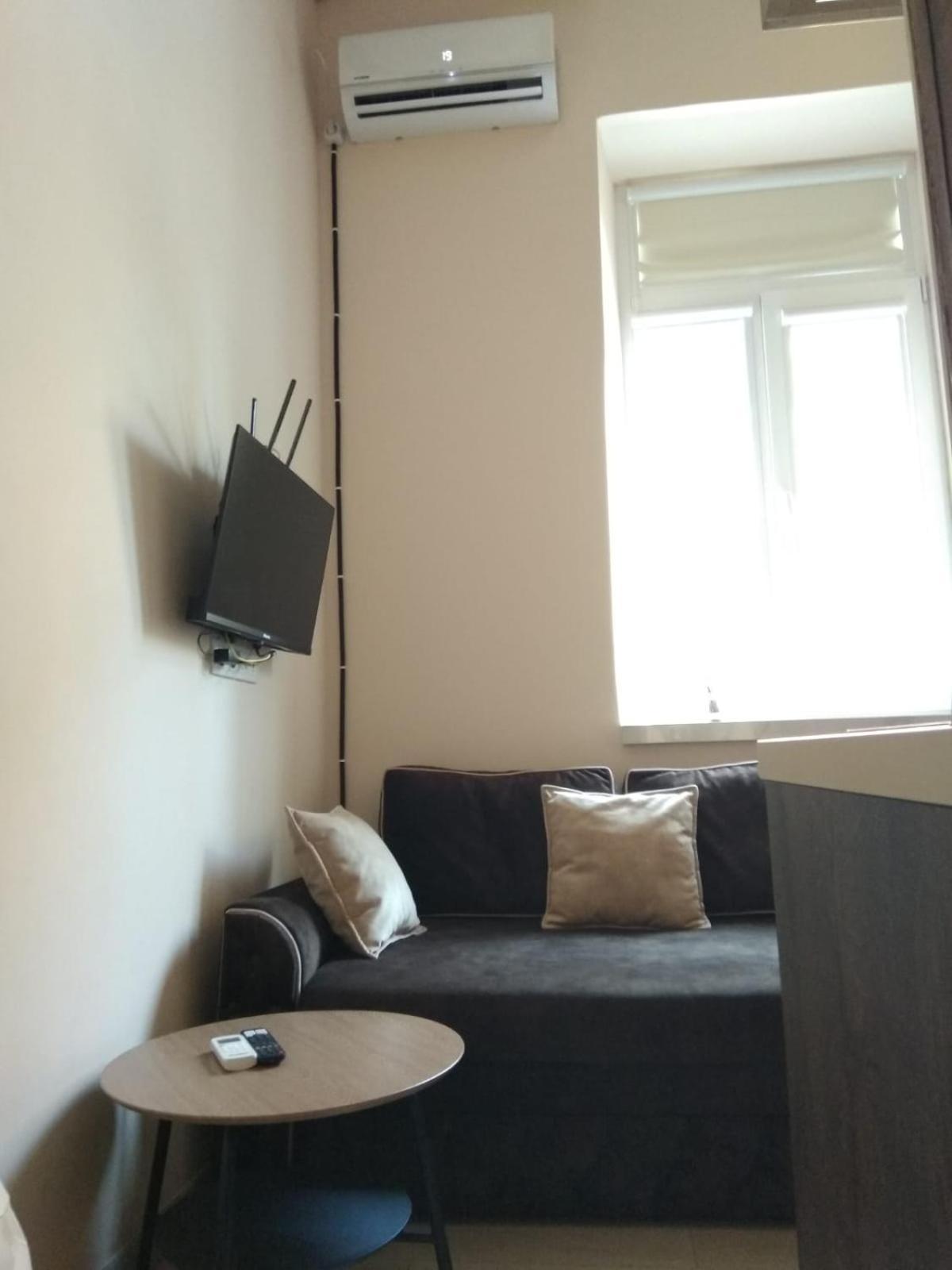 Chorni Vivtsy Apartment *